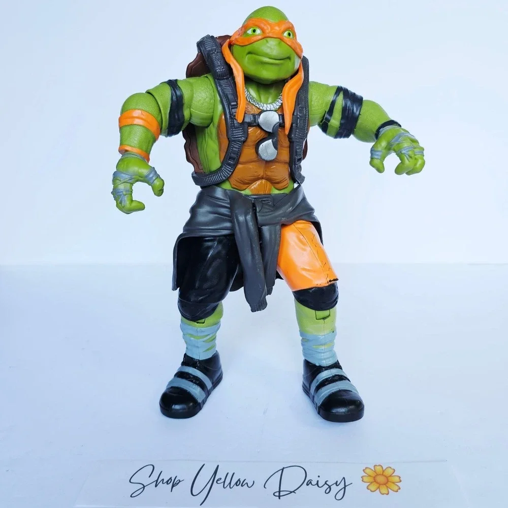 2014 Playmates TMNT Michelangelo 11